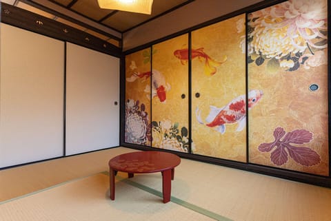 miyu 灵谷 デザイナーズ和の空間友達グループ最適ゲーム室完備新しいオープン Villa in Osaka