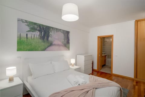 Seaside Cozy 3 Bed in Matosinhos Apartment in Matosinhos