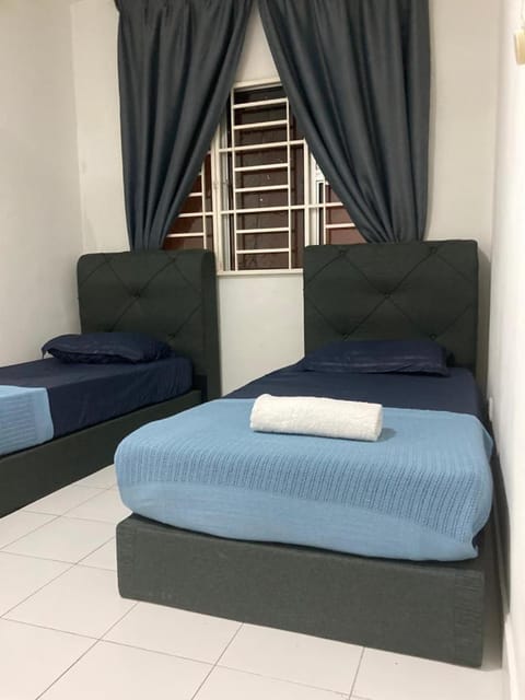 ABSYAR HOMESTAY SELASIH Apartment in Putrajaya