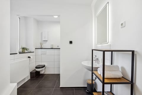 Mark 51-7 - Workplace - Netflix - Washer Dryer - Modern Design Apartment in Witten