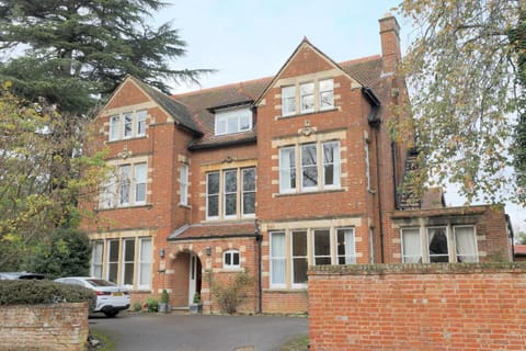 100 Banbury Road Oxford - formerly Parklands Bed and Breakfast in Oxford