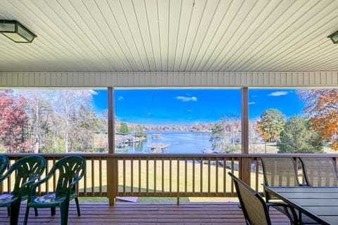 Three Sheets to the Wind House in Smith Mountain Lake