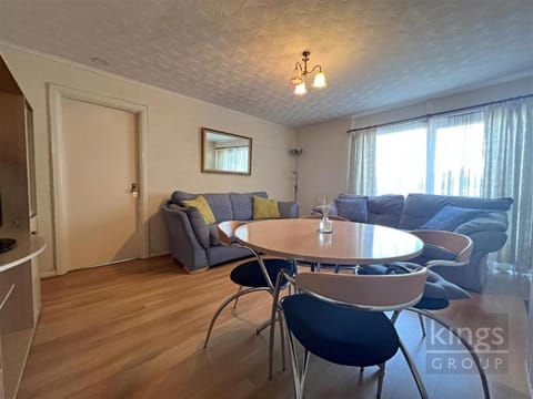 A cosy 1 bedroom apartment Eigentumswohnung in Enfield