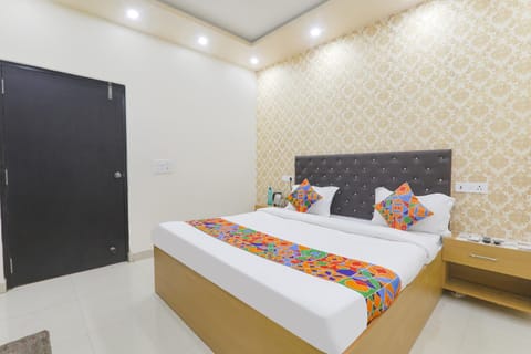 FabHotel US Inn Hotel in Varanasi