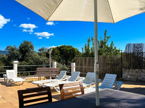 Balcony/Terrace, sunbed