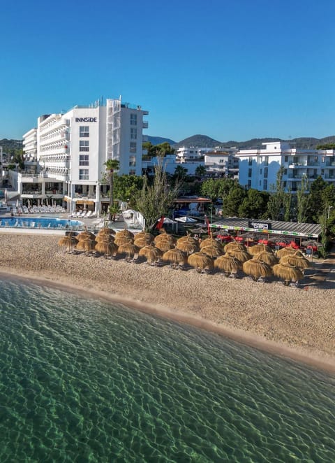 Property building, Beach, Sea view