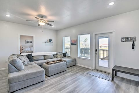 Surfside Beach Retreat with Deck and Ocean Views Condo in Surfside Beach