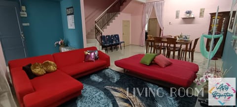 Artsy Staycation Maison in Malacca
