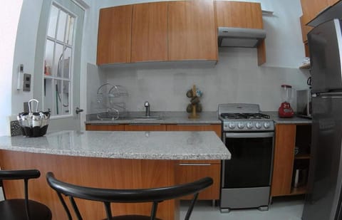 CACHITO DE CIELO, Departamento de lujo 2 habitaciones y alberca Condo in Manzanillo