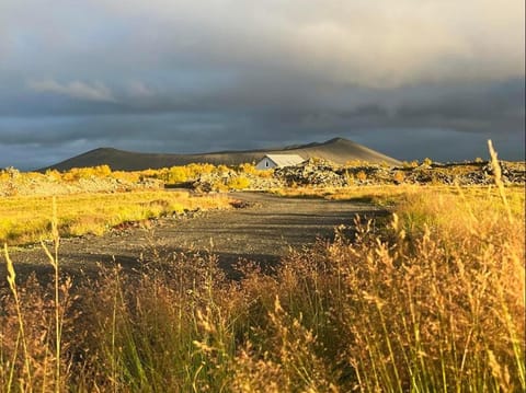 Slow Travel Mývatn - Þúfa - Private Homestay Condo in Northeastern Region