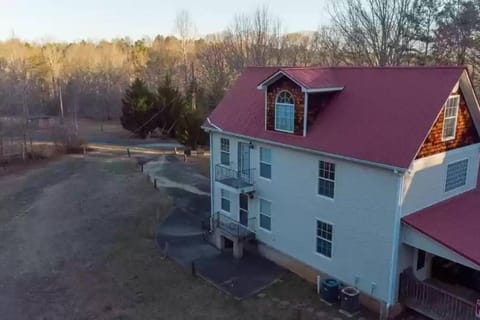 Gainesville 11 beds unit House in Lake Lanier