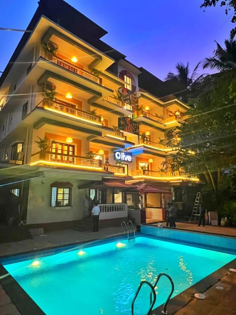 Pool view, Swimming pool