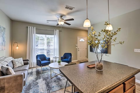 Ideally Located and Elegant Condo with Balcony! Apartment in Tallahassee