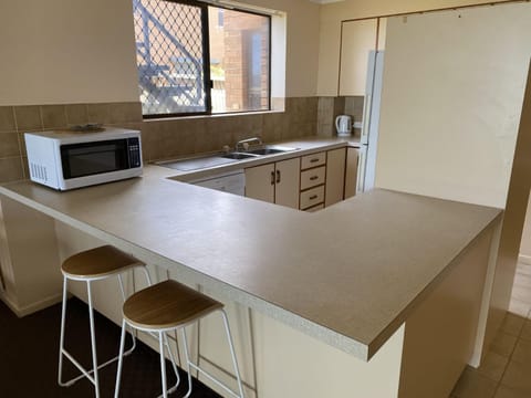 Horizons Unit 2 Beachfront Unit Apartment in Bargara