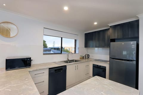 Horizons Unit 4 Beachfront Unit Appartement in Bargara