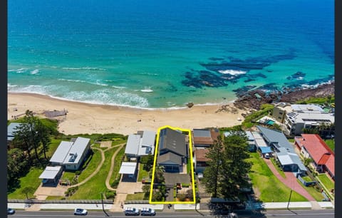 View (from property/room), Balcony/Terrace, Beach, Sea view