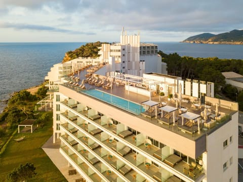 Melia Ibiza - Adults Only Hôtel in Santa Eularia des Riu