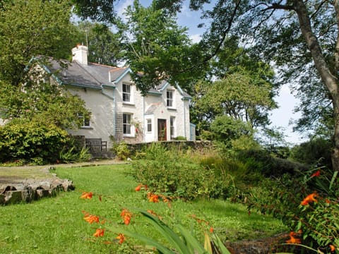 Carreg Yr Eos - Cottage House in Fishguard