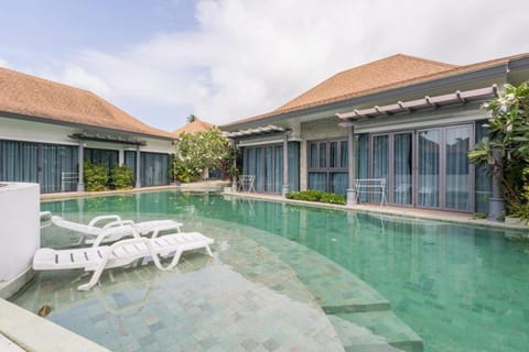 Tajh Pool Villas Hotel in Chalong