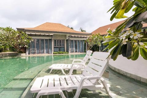 Tajh Pool Villas Hotel in Chalong