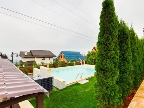 Day, Garden, Garden, Garden view, Pool view, Swimming pool, Swimming pool, sunbed