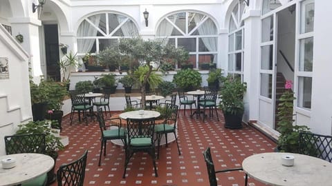 Patio, Garden