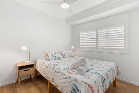 Wagtails Pet Friendly 10 Mins Walk to Beach House in Culburra Beach