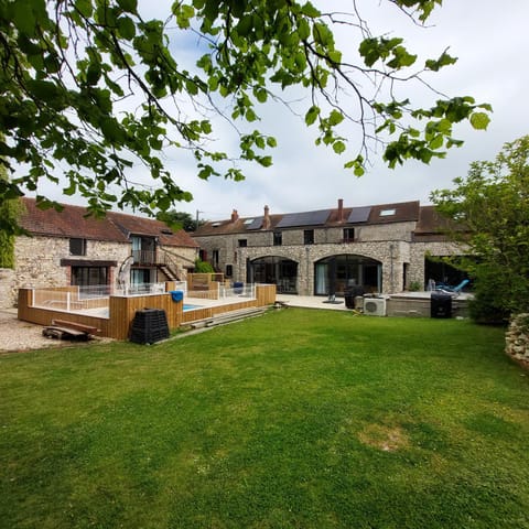 Property building, Spring, Garden, Garden view