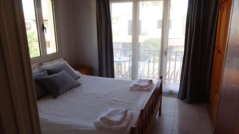 Spyros No23 Charming Oceanview Maisonette Apartment in Larnaca District