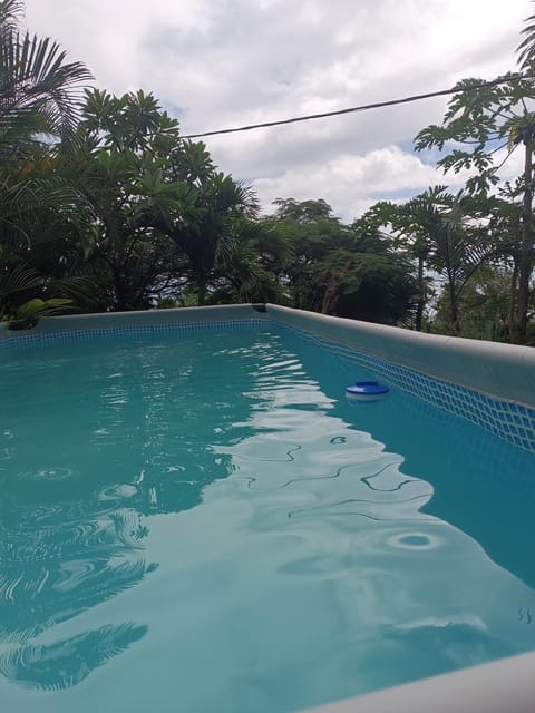 L'écrin Dubuisson Villa avec vue imprenable piscine et jacuzzi Villa in Saint-Leu