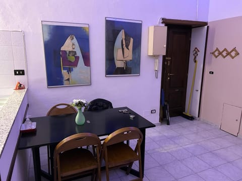 Luminoso Monolocale zona servita Apartment in Legnano