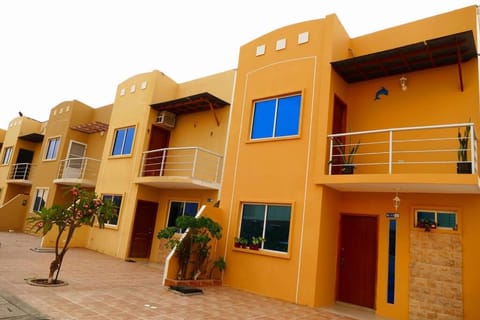 Luxury House 11 Private Beach 45Min Guayaquil Apartamento in Playas