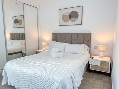 E1 Suites & Spa aparthotel style - Gym & Spa Appart-hôtel in Gibraltar
