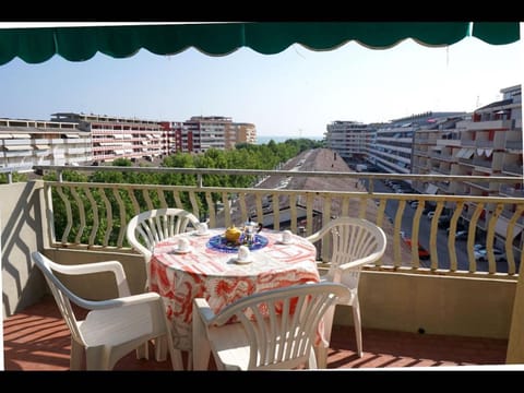 View (from property/room), Balcony/Terrace