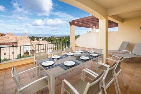 Day, Balcony/Terrace, Seating area