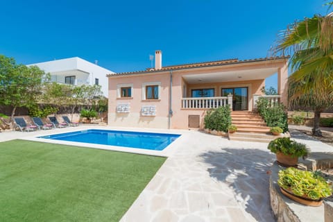 NEW! VILLA CAN FIOL, POOL, WIFI y BBQ Villa in Portocolom