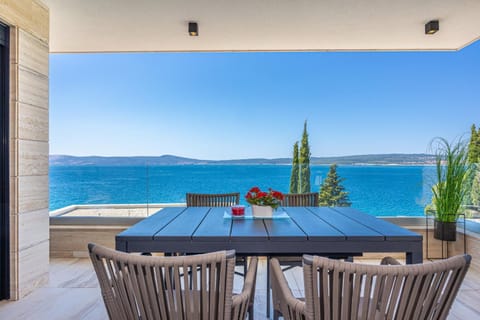 View (from property/room), Balcony/Terrace, Sea view