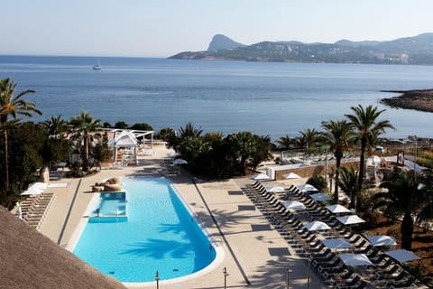 Bird's eye view, View (from property/room), Garden view, Pool view, Sea view