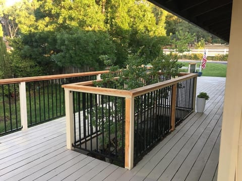 Patio, Balcony/Terrace