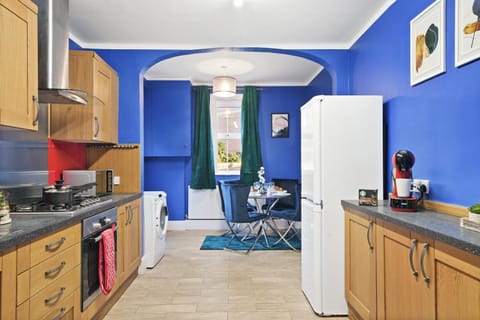 Kitchen or kitchenette, dishwasher, minibar, pet friendly, stove