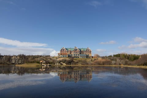 Property building, Natural landscape