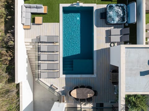 Bird's eye view, Swimming pool, Swimming pool