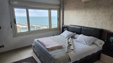 Sanstfano duplex apartment - families only Copropriété in Alexandria