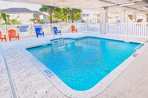 Coconut Grove 405 Apartment in North Myrtle Beach