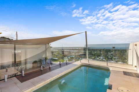 Crest Penthouse 34 Condo in Noosa Heads