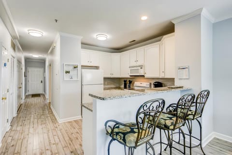 2N Marsh Winds Apartment in Folly Beach