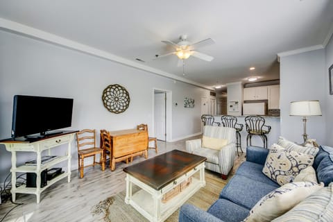 2N Marsh Winds Apartment in Folly Beach