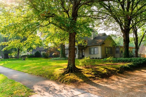 Beautiful Home in Historic Downtown Norcross House in Norcross