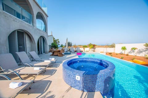 Art House by the Sea Villa in Protaras