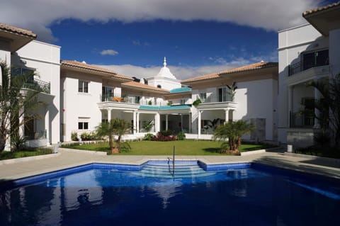 Facade/entrance, Garden, Swimming pool